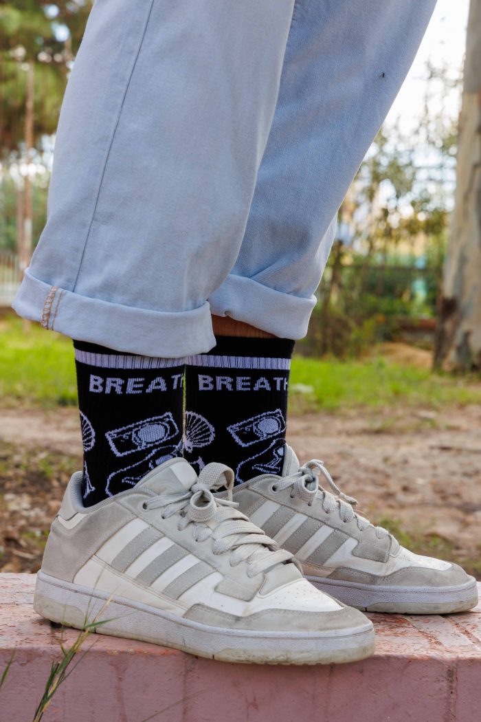 Breath Clo Sea Shell Design Socks Black - Image 1